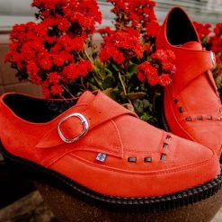 A3074 Red Suede Pointed Creeper