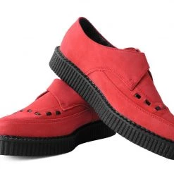 A3074 Red Suede Pointed Creeper