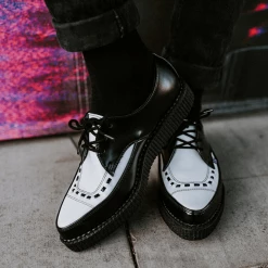 A8140 Two-tone Pointed Creepers