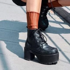 A8663L Distressed Ankle Nosebleed Boot Women