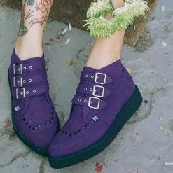 A9494 Women Ultra Violet 3-Buckle Pointed Creeper Boot