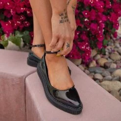 A9634L Women Black Hologram Pointed Ballet Creeper