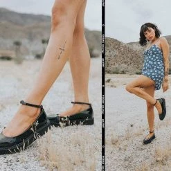 A9634L Women Black Hologram Pointed Ballet Creeper