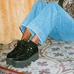 A9688 Black Suede D-Ring Dino Lug Creeper Women