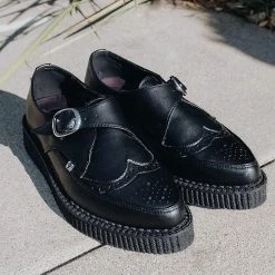 A9702 Black TUKskin Wingtip Buckle Pointed Creeper