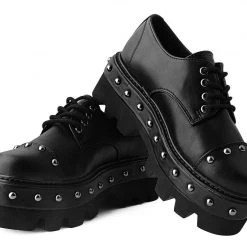 A9770 Black Stud Gibson Dino Lug Sole Women