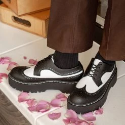 A9885 Black & White Double Decker Brogue