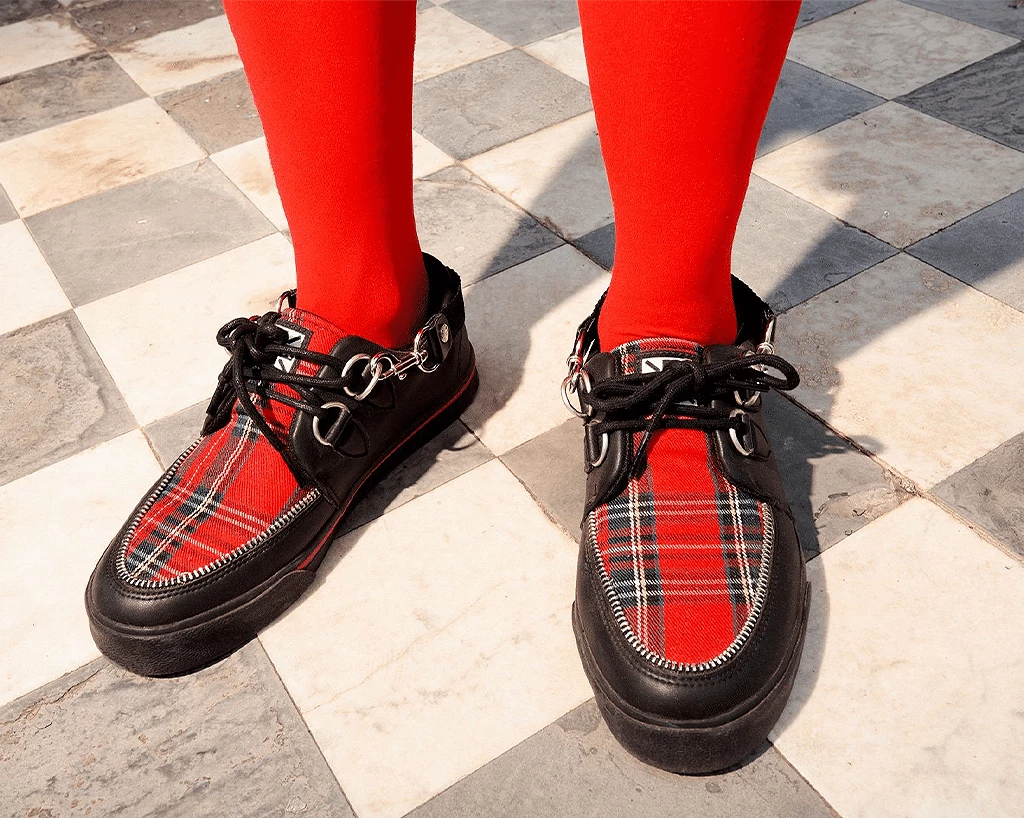 A9924 Women Black TUKskin™ & Red Tartan VLK Sneaker
