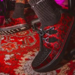 A9947 Black & Burgundy Leopard Hair VLK Sneaker Women