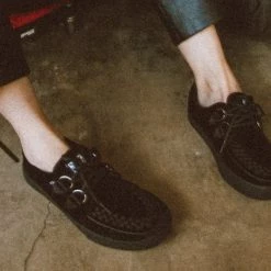 A9983 Black Velvet D-Ring Interlace Sneaker Women