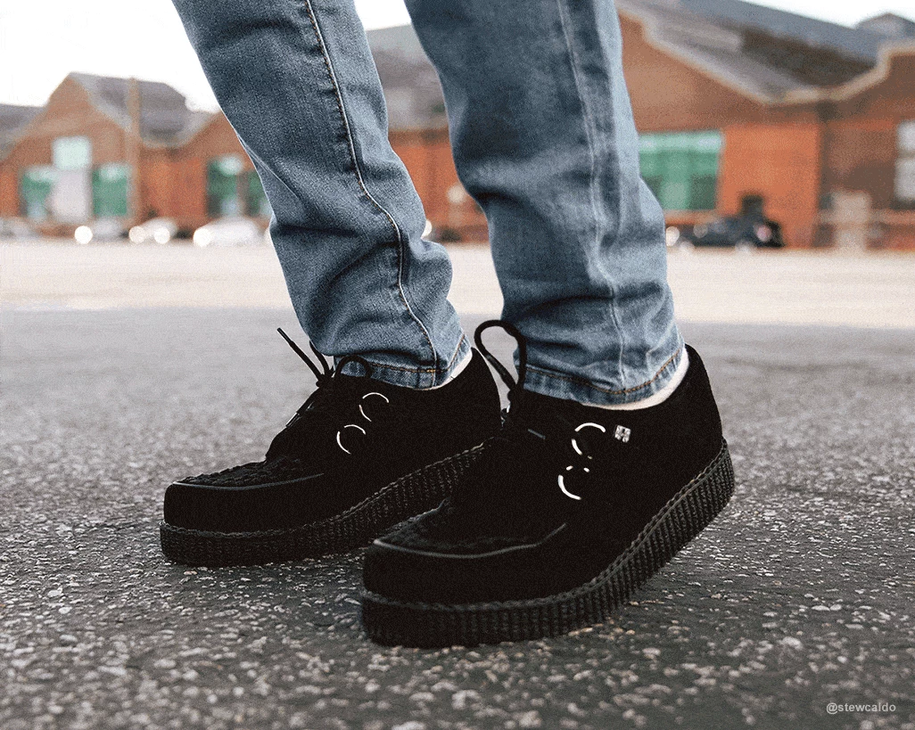 F7270 Women Black Suede Viva II Low Creeper