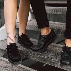 F7270 Women Black Suede Viva II Low Creeper