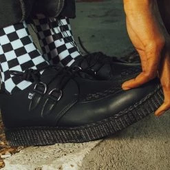 F9321 Black TUKskin™ Viva II Low Creeper Women