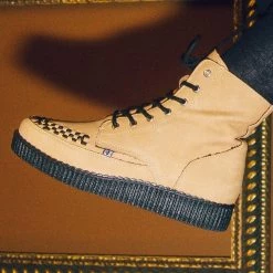 F9951 Tan Brush-Off 7-Eye Viva II Boot Women