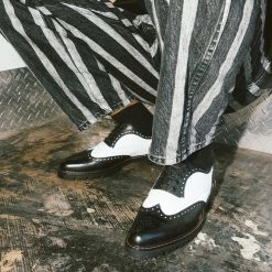 H2002 Black & White Leather Pointed T.U.K. RED Wingtip