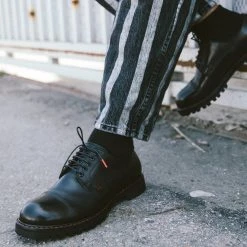 H3001 Men Black Leather T.U.K. RED Gibson