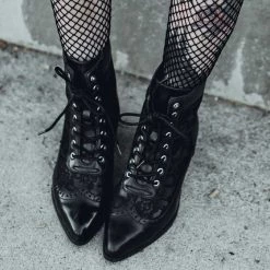 T2300L Black Victorian Anarchic Pointed Boot
