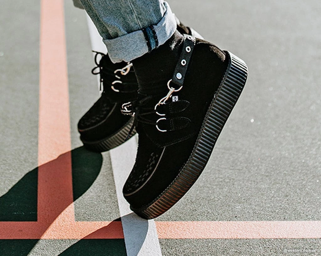 SA02 Eyelet Black Bondage Shoe Straps