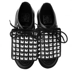 SA07 Pyramid Studded Shoe Apron