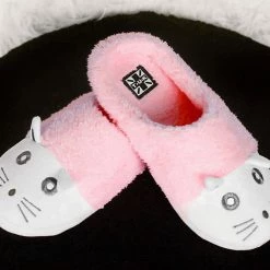 SL04 Pink & White Fuzzy Kitty Slipper