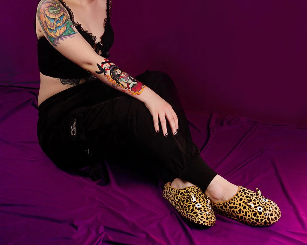 SL07 Tan Leopard Kitty Slipper Women