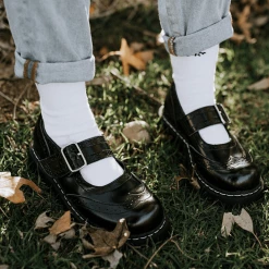 T1002 Brogue Mary Janes Women