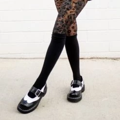 T1035 Black & White Brogue Mary Jane Women