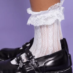 TSK1070 White Lace Crew Sock Women