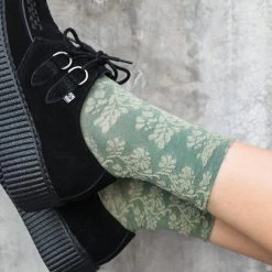 TSK1136 Women Sage Filigree Mesh Sock