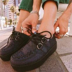 V3011 Black Glitter D-Ring Mondo Creeper Women