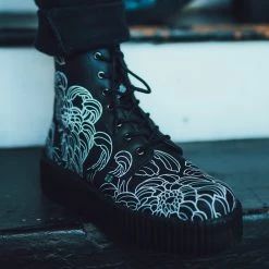 V3020 James Tran X T.U.K. Boot Women