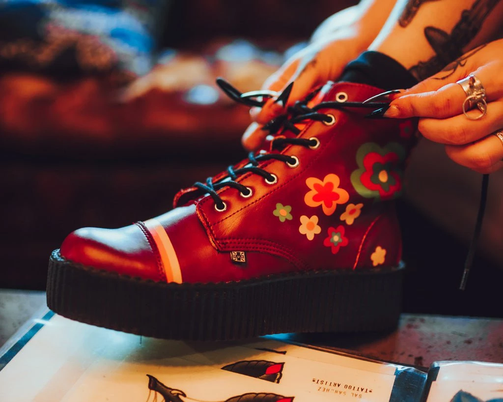 V3021 Lindsee Bee X T.U.K. Mondo Boot Women