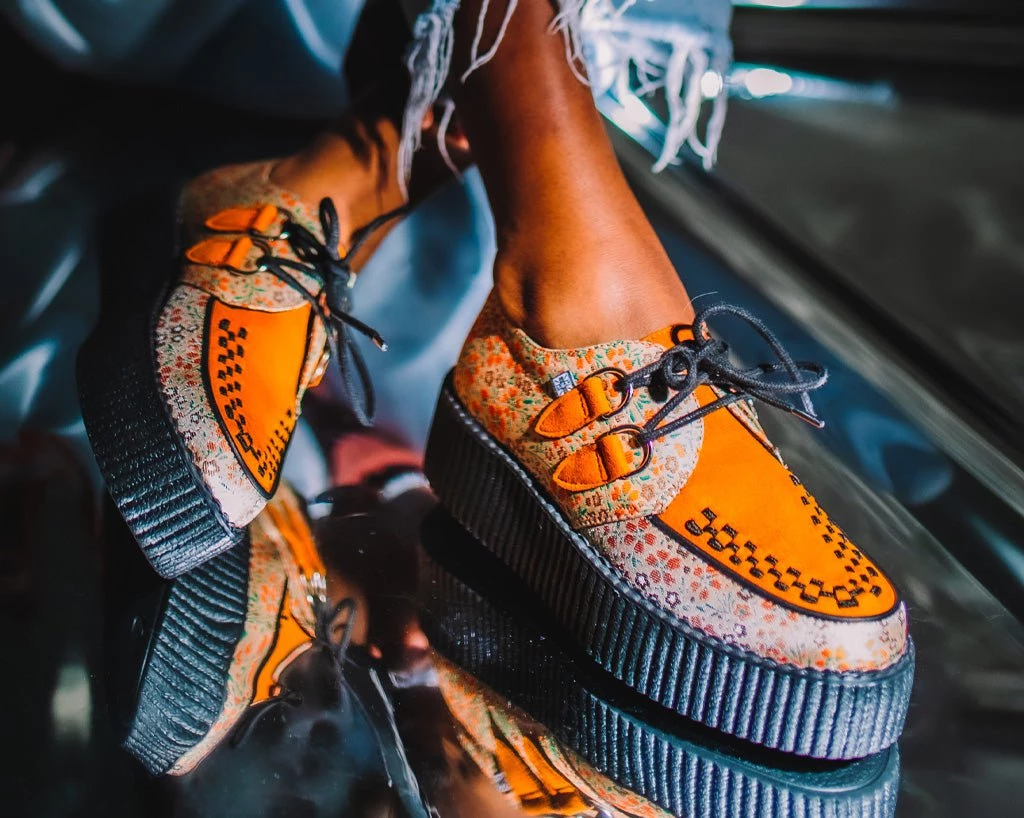 V3035 Orange & Beige Floral D-Ring Viva Creeper Women