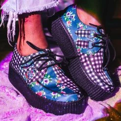 V3039 Floral Hodgepodge Viva Creeper