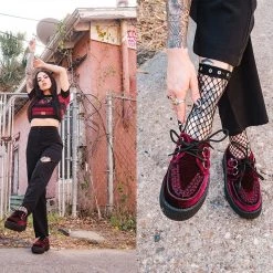 V8463 Women Burgundy Velvet Creepers