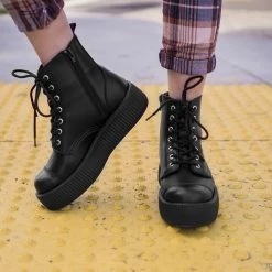 V9480L Black TUKskin™ Viva Mondo Boot Women