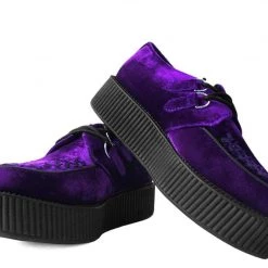 V9490 Women Violet Velvet Viva Mondo Creeper