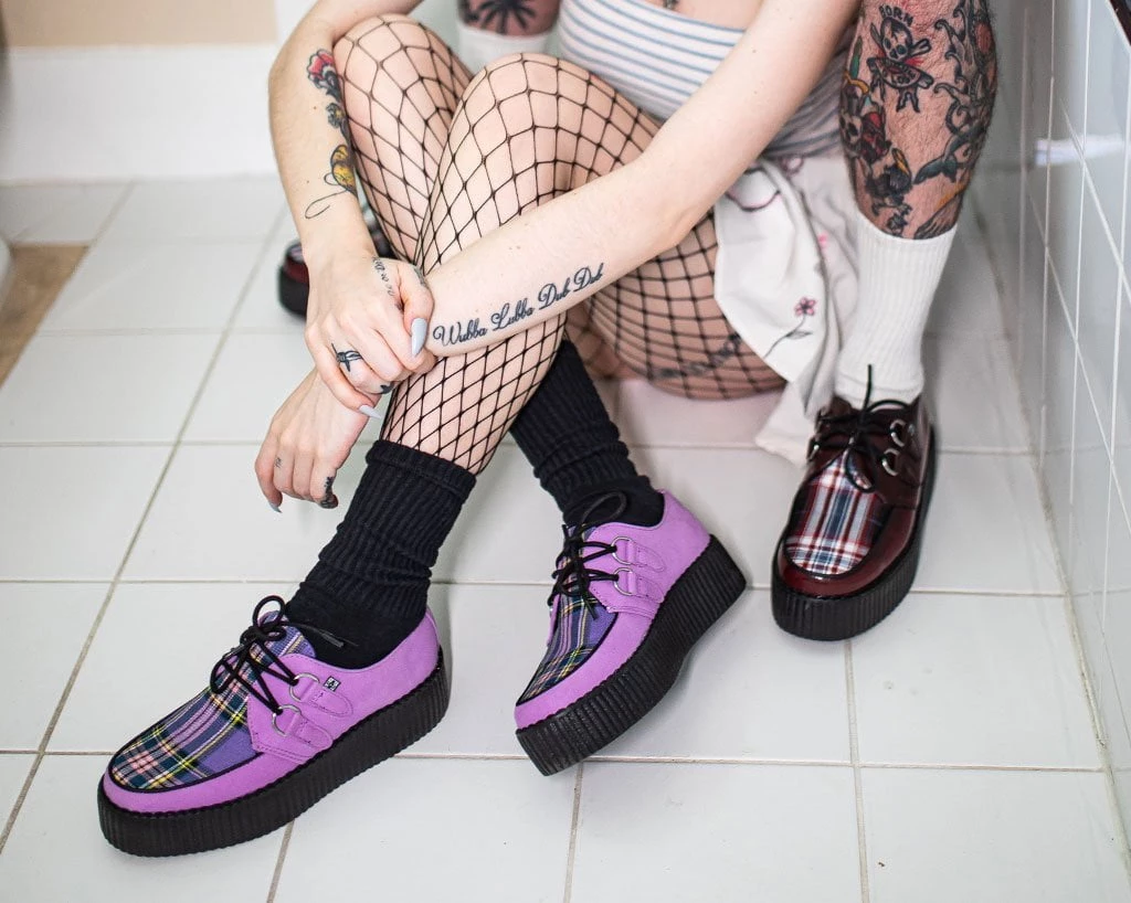 V9867 Burgundy Rub-Off TUKSkin™ & Tartan Creeper