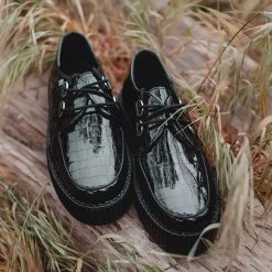 V9895 Black Crocodile Creeper Women