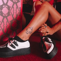 V9904 Black & White Split Personality Creeper Women