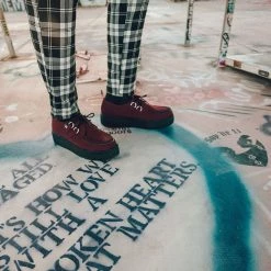 V9921 Women Burgundy Faux Suede Interlace Mondo Creeper