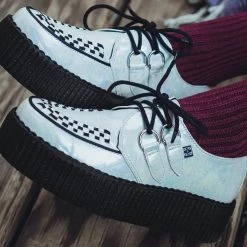 V9952 White Oil Slick Mondo Creeper