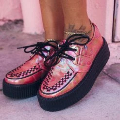 V9969 Women Red Oil Slick D-Ring Mondo Creeper