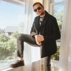 V9977 Black & Burgundy Rub-Off TUKskin™ Mondo Creeper Women